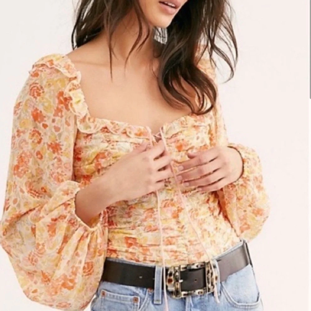 FREE PEOPLE Mabel Floral Print Yellow Orange Ruched Long Sleeve Top Bohemian XS - Picture 1 of 12